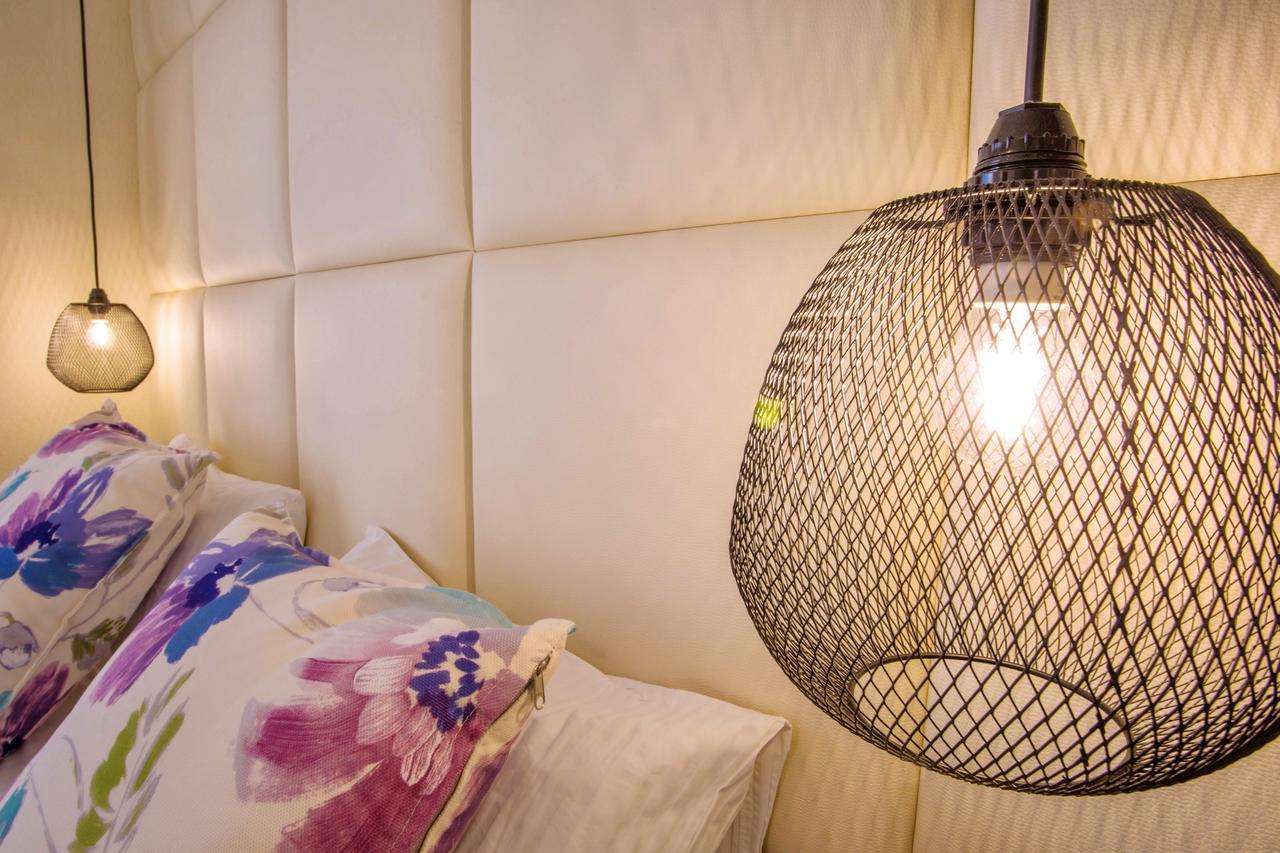 Golden Suites Ofrinion Bagian luar foto
